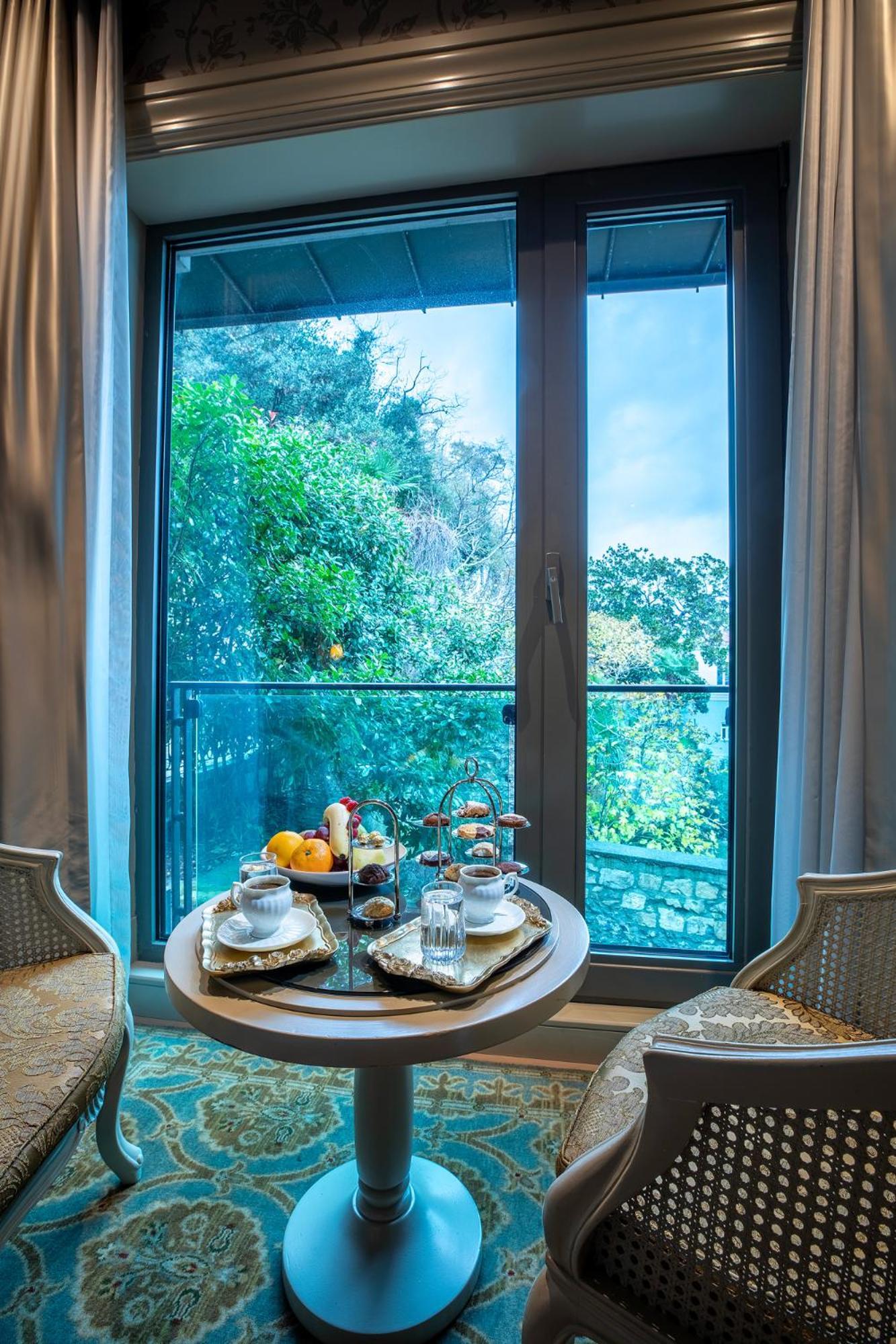 Mfb Tarabya Hotel Isztambul Kültér fotó